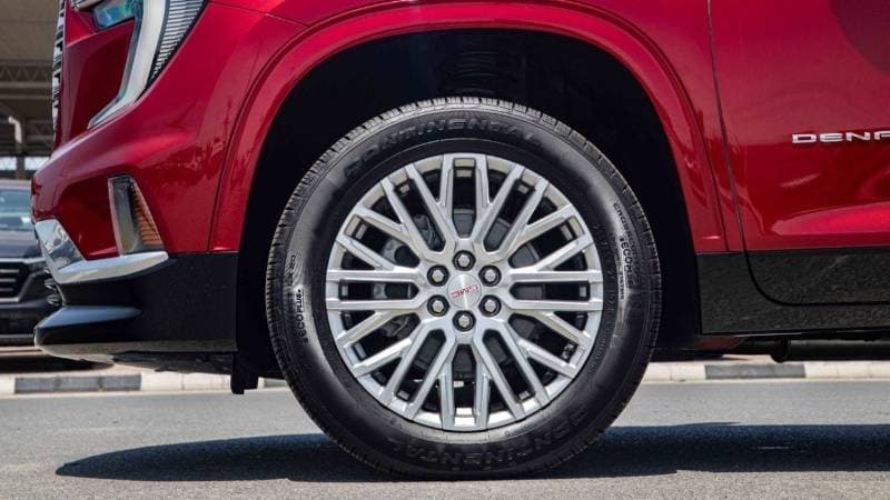 2024 GMC Acadia thumbnail 8