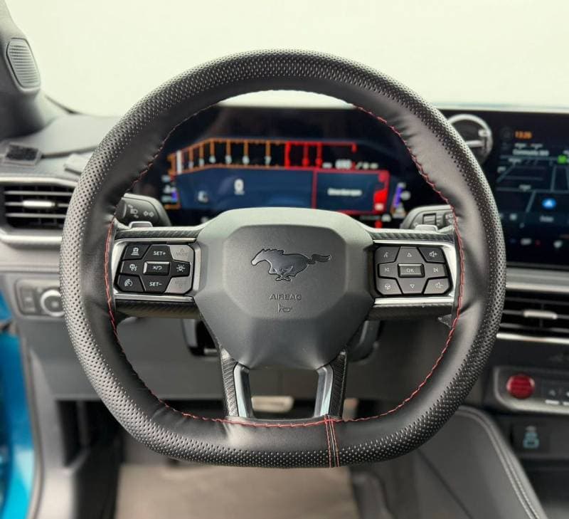 2026 Ford Mustang thumbnail 7