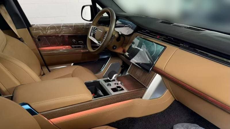 2027 Land Rover Range Rover thumbnail 5