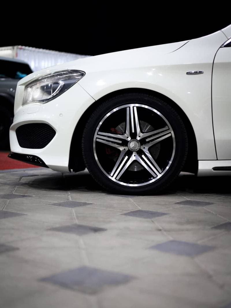 2015 Mercedes Benz CLA250 thumbnail 5