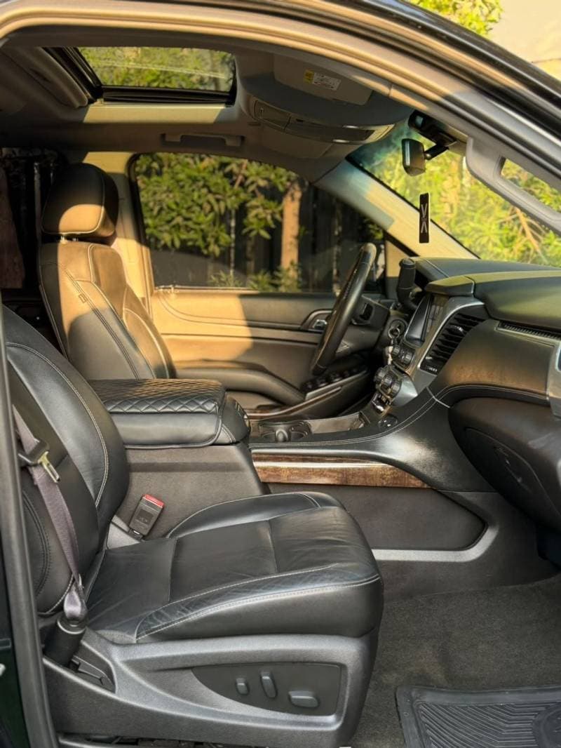 2017 Chevrolet Tahoe thumbnail 6
