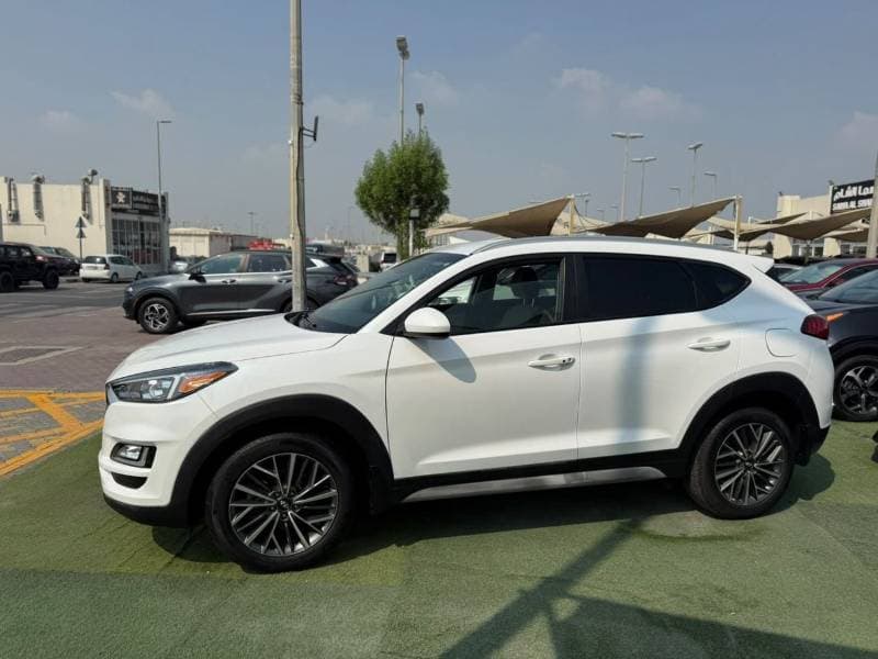 2021 Hyundai Tucson thumbnail 4