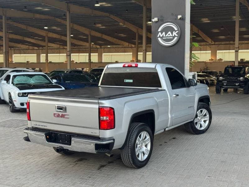 2017 GMC Sierra thumbnail 4