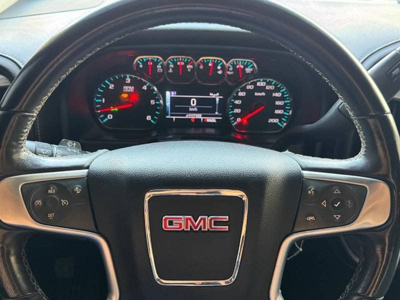 2017 GMC Sierra thumbnail 8