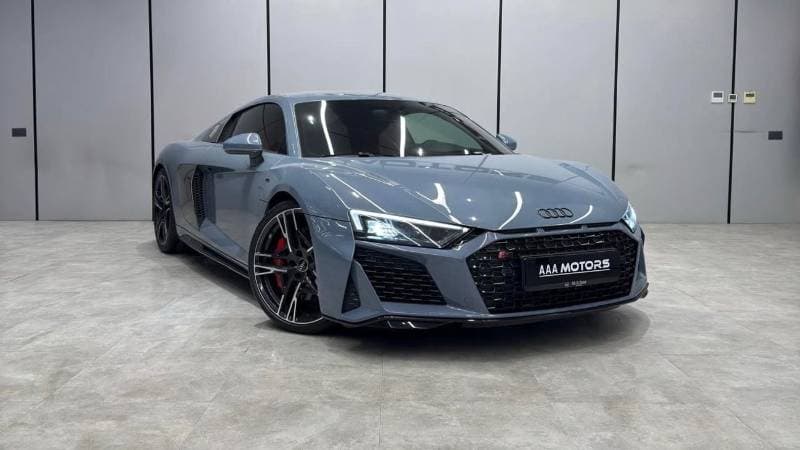 2023 Audi R8 thumbnail 5