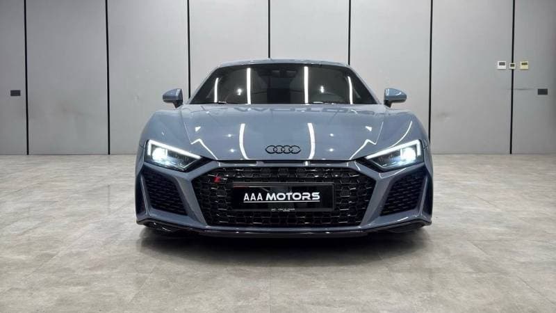 2023 Audi R8 thumbnail 7