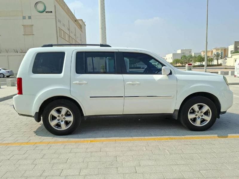 2011 Honda Pilot thumbnail 2