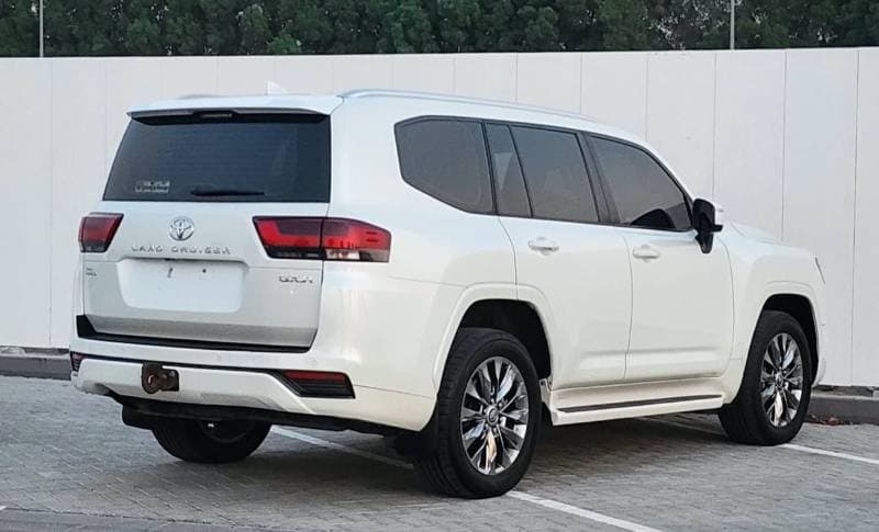 2022 Toyota Land Cruiser thumbnail 8