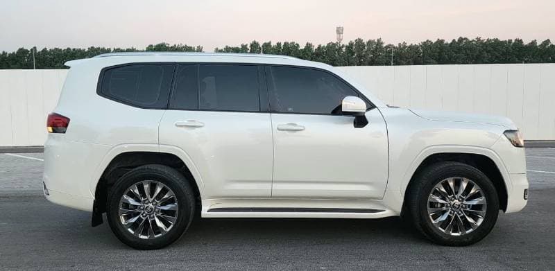 2022 Toyota Land Cruiser thumbnail 7