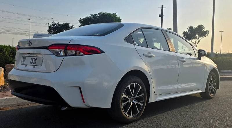 2023 Toyota Corolla thumbnail 4