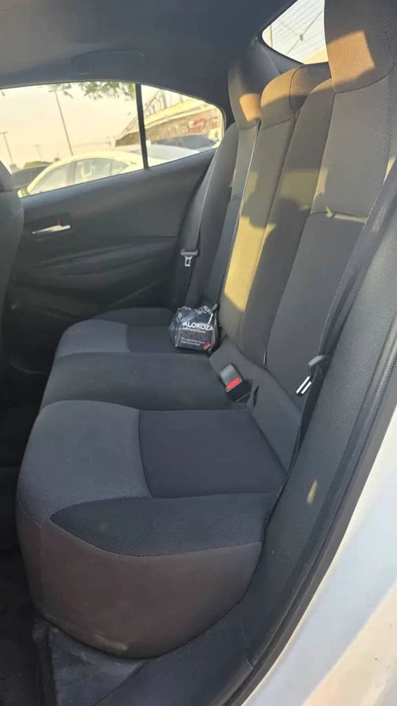 2023 Toyota Corolla thumbnail 6
