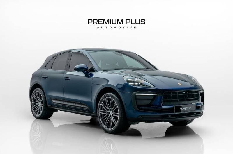 2024 Porsche Macan thumbnail 3