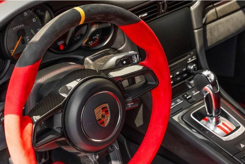 2018 Porsche 911 thumbnail 9