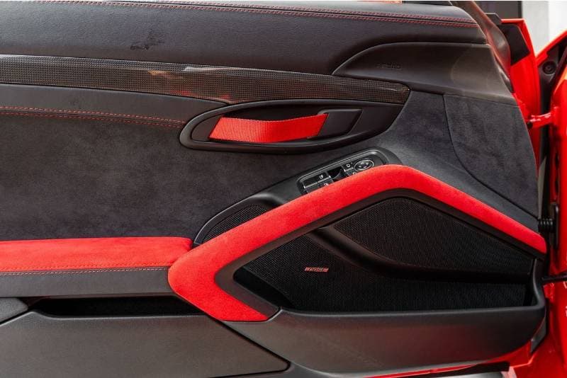 2018 Porsche 911 thumbnail 10
