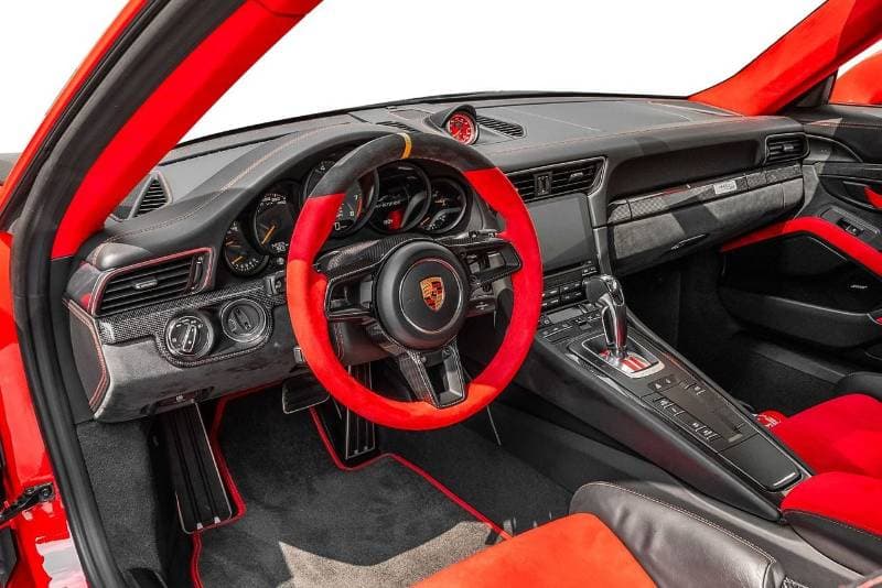 2018 Porsche 911 thumbnail 8
