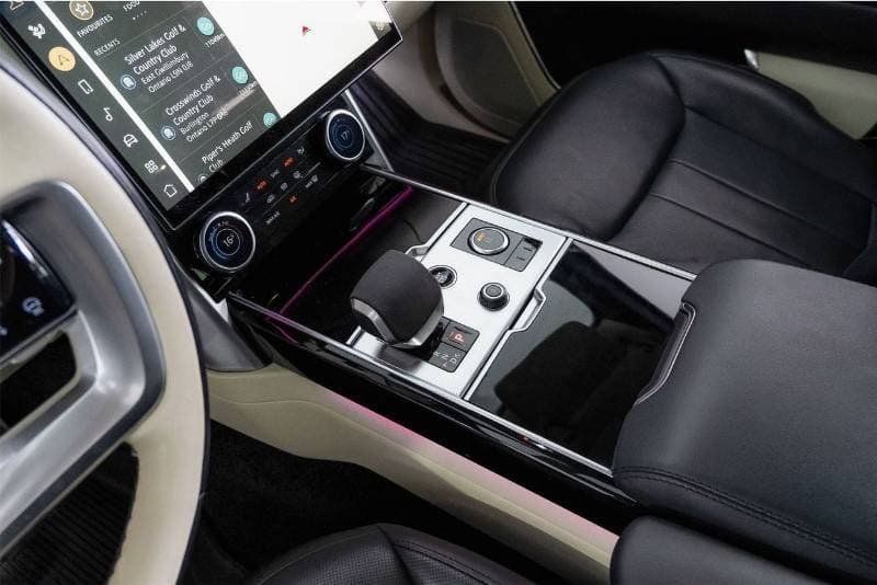 2023 Land Rover Range Rover thumbnail 10