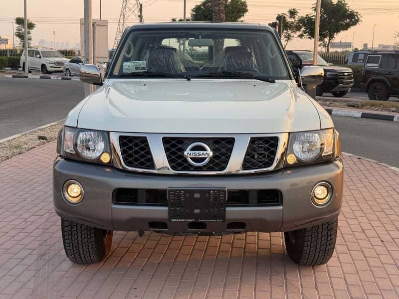 2024 Nissan Patrol thumbnail 2