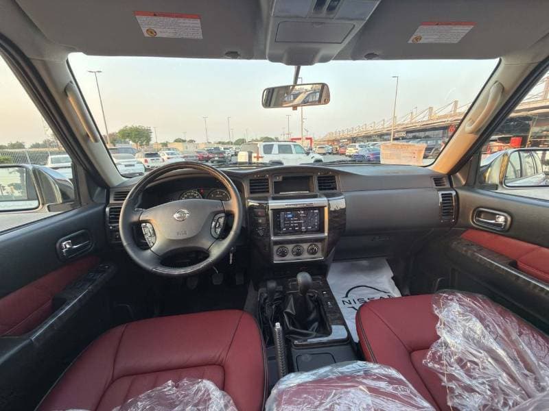 2024 Nissan Patrol thumbnail 9