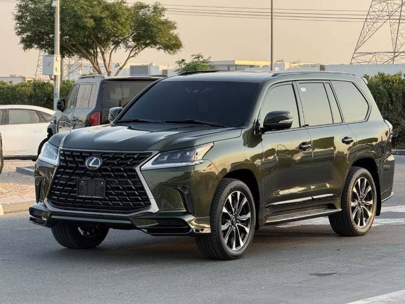 2021 Lexus LX570 thumbnail 3