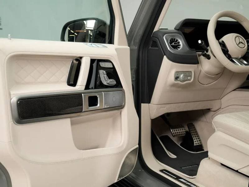 2027 Mercedes Benz G63 AMG thumbnail 8