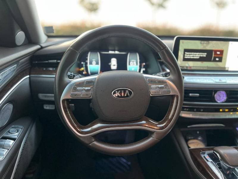 2019 Kia K900 thumbnail 5