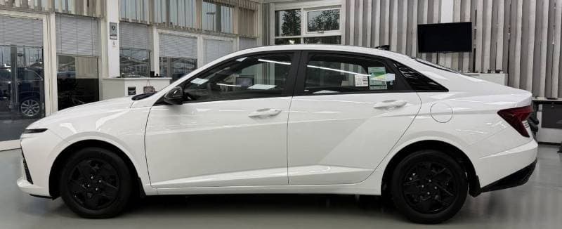 2026 Hyundai Accent thumbnail 6