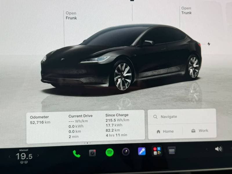 2024 Tesla Model 3 thumbnail 4