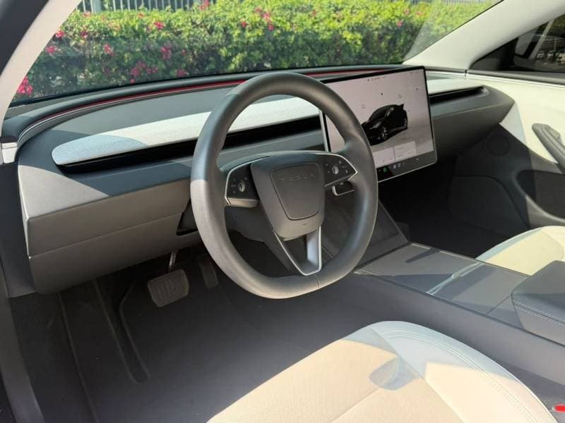 2024 Tesla Model 3 thumbnail 8