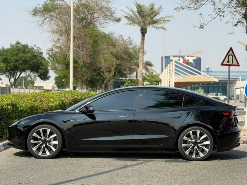 2024 Tesla Model 3 thumbnail 6