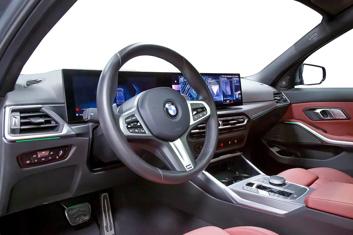 2024 BMW 3-Series 330i thumbnail 5